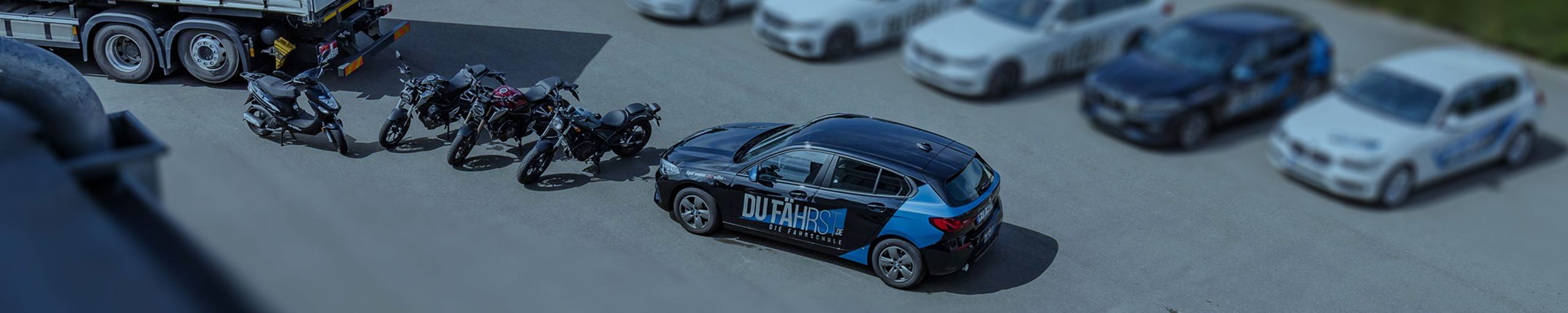 Ansichten von Fahrschulautos Deiner DU FÄHRST Fahrschule